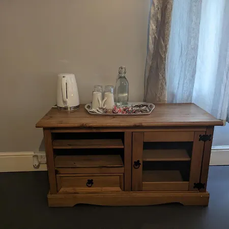 Πανδοχείο The Fox *